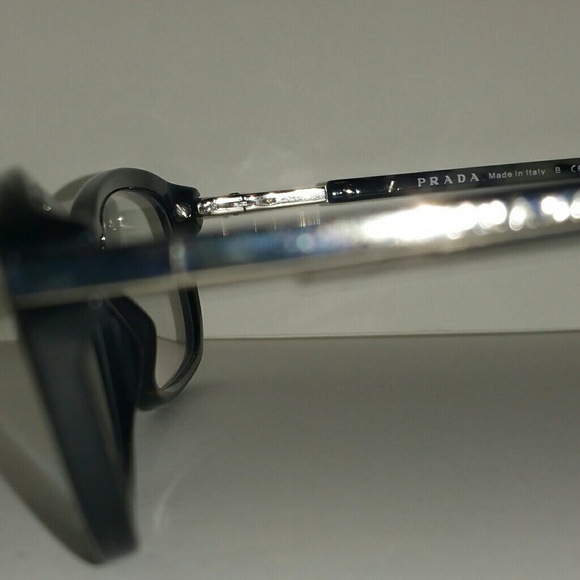 Prada Frame and Case - Picture 4 of 6
